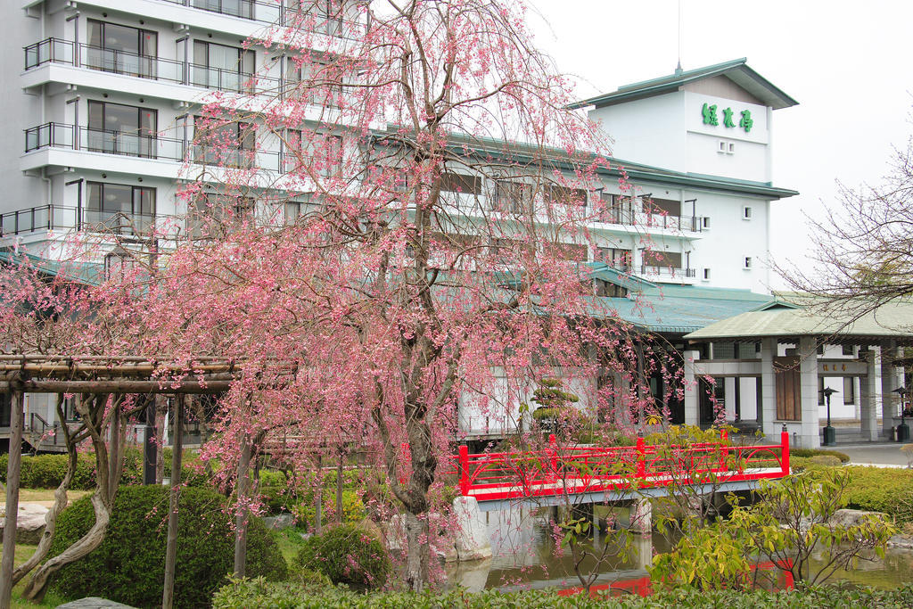 Sendai Akiku Weni Bonfire No Tang Hotel Exterior foto